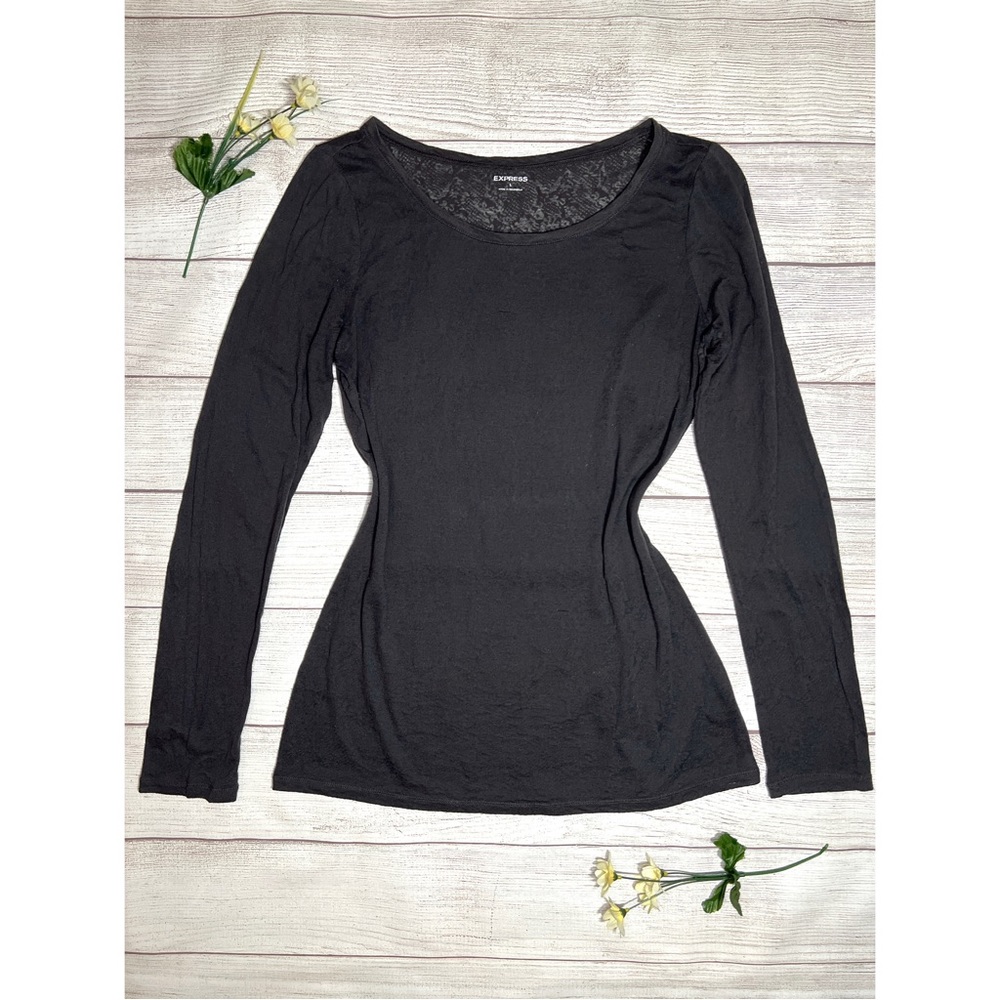 EXPRESS Basic Sheer Print Long Sleeve Top in Gray